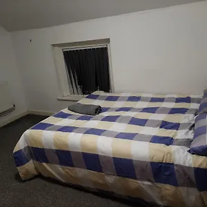Exclusive Self-contained Flat In Apartment